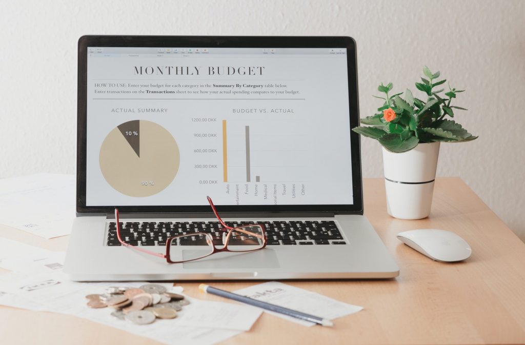 What Every Small Business Should Do Before Year-End: A Simple Financial Checklist